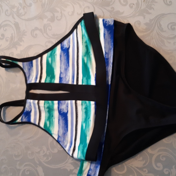 Ladies Sz L Bikini - Picture 7 of 7